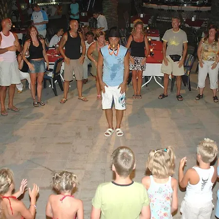 Margarita Aparthotel 3*